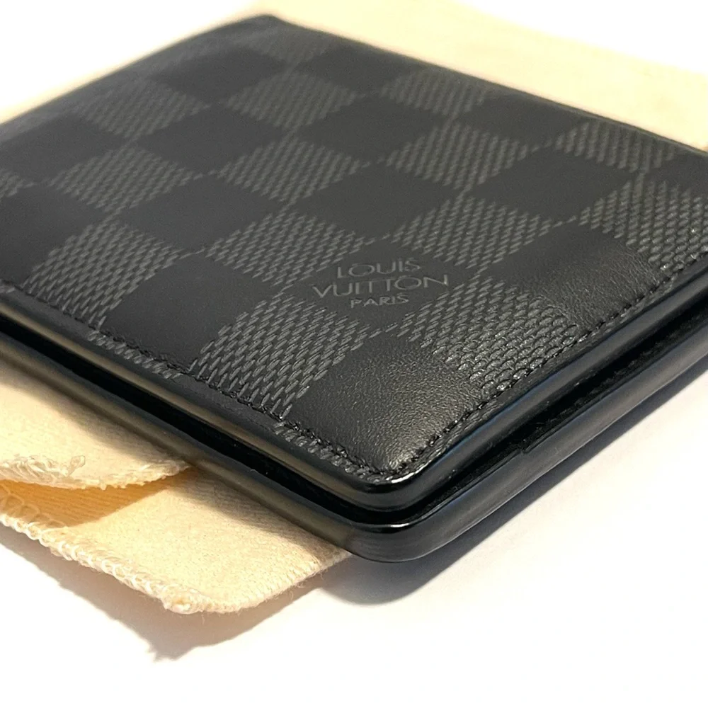 Louis Vuitton Metallic Damier Infini Onyx Silver Leather Multiple Wallet